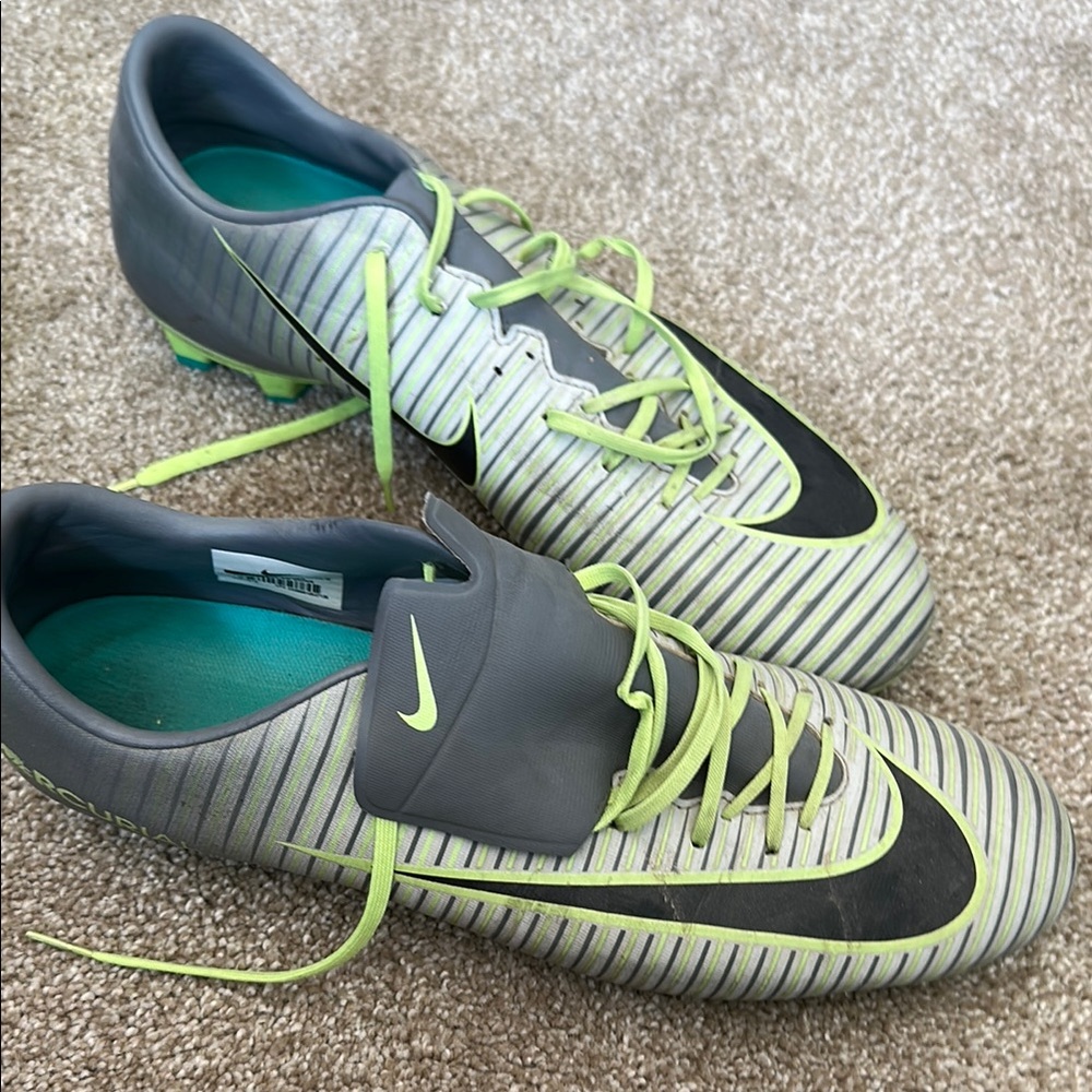 Nike Men's Gray and Green mercurial Soccer Cleats